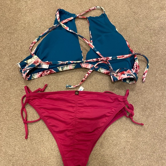 La vie en rose halter bikini - Picture 3 of 3